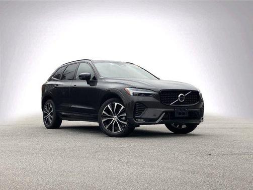 2025 Volvo XC60 B5 Plus