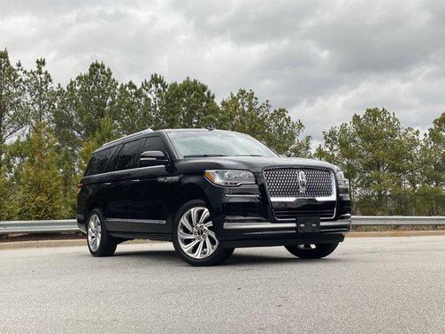 2024 Lincoln Navigator Premiere