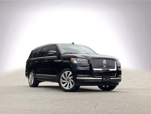 2024 Lincoln Navigator Premiere
