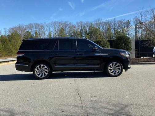 2024 Lincoln Navigator Premiere