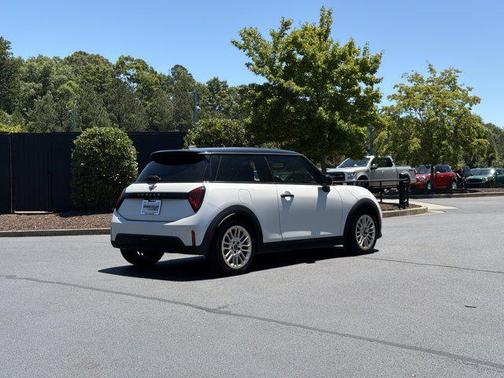 Nanuq White Metallic 2025 MINI Hardtop Cooper S