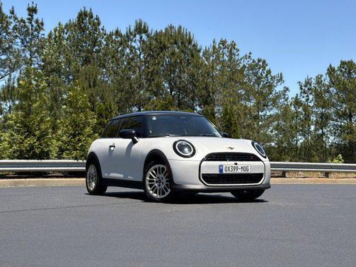 Nanuq White Metallic 2025 MINI Hardtop Cooper S