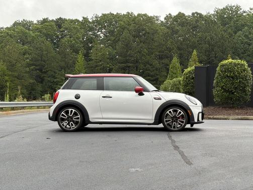 Nanuq White Metallic 2024 MINI Hardtop John Cooper Works