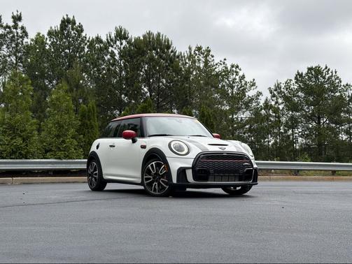 Nanuq White Metallic 2024 MINI Hardtop John Cooper Works