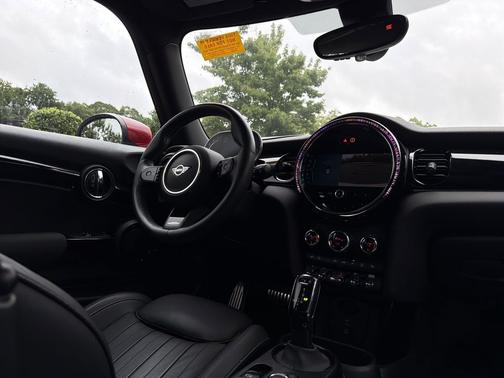 Nanuq White Metallic 2024 MINI Hardtop John Cooper Works