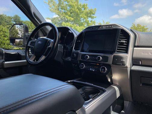 2022 Ford F-450 Platinum