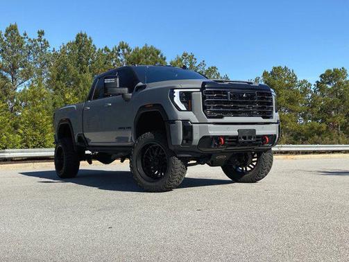 2025 GMC Sierra 2500 AT4