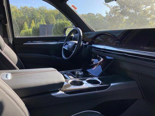 2025 Cadillac Escalade Premium Luxury