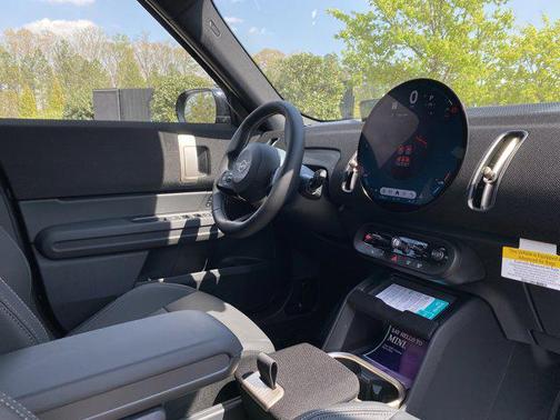 Midnight Black II Metallic 2026 MINI Countryman Cooper S ALL4