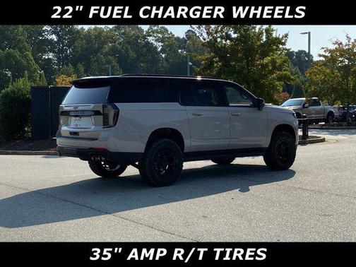 2025 Chevrolet Suburban RST