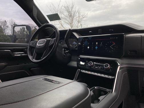 2024 GMC Sierra 2500 AT4X