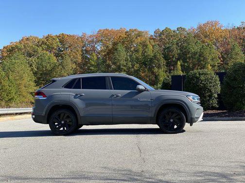 2020 Volkswagen Atlas Cross Sport 2.0T SE w/Technology