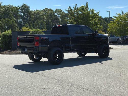 2025 Ford F-350 Platinum