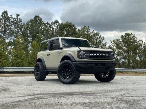 Desert Sand 2025 Ford Bronco Base 2 Door 4x4