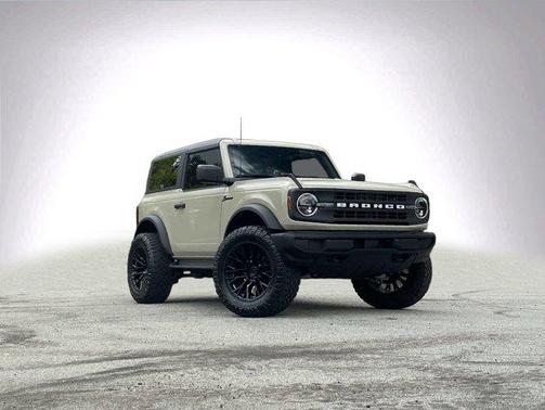 Desert Sand 2025 Ford Bronco Base 2 Door 4x4