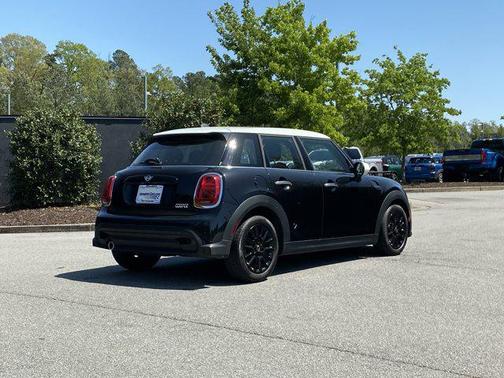 2024 MINI Hardtop Cooper