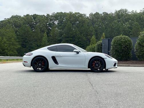 2023 Porsche 718 Cayman S