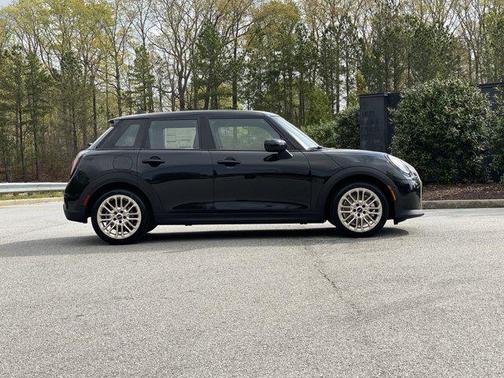 2025 MINI Hardtop Cooper