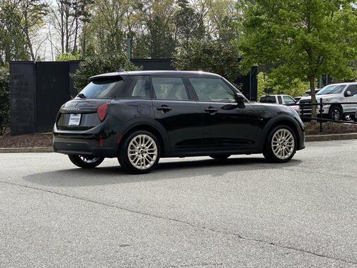 2025 MINI Hardtop Cooper