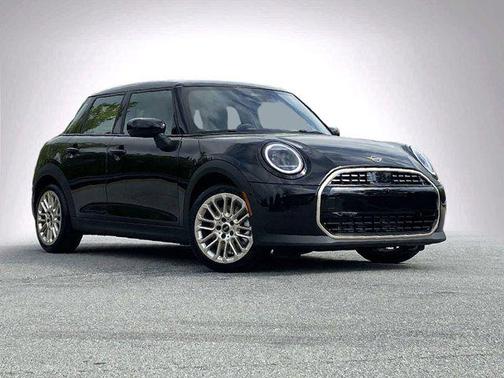 2025 MINI Hardtop Cooper