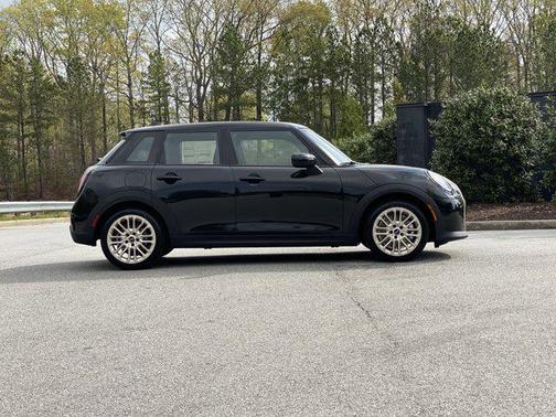 2025 MINI Hardtop Cooper