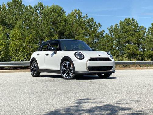 2026 MINI Hardtop Cooper
