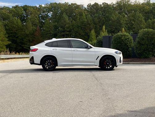 2024 BMW X4 M40i