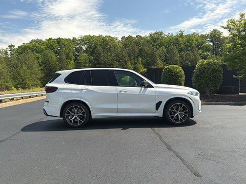 Alpine White 2026 BMW X5 M60i