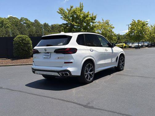 Alpine White 2026 BMW X5 M60i