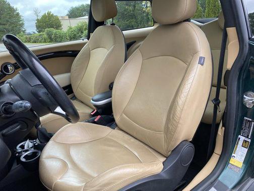 2009 MINI Cooper Base