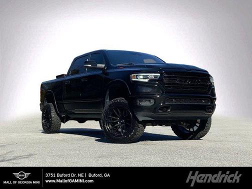 Diamond Black Crystal Pearlcoat 2022 RAM 1500 Limited