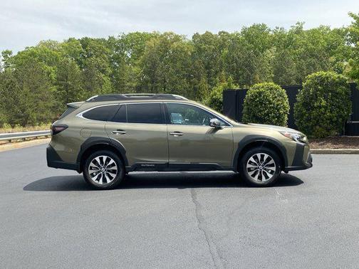 2025 Subaru Outback Touring XT