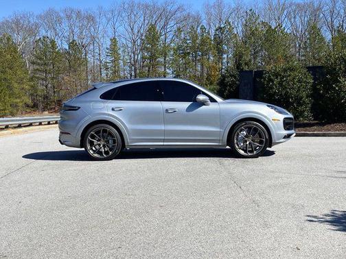 2020 Porsche Cayenne Turbo