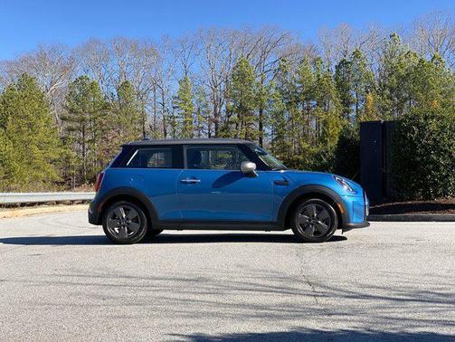 2023 MINI Hardtop Cooper