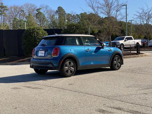 2023 MINI Hardtop Cooper