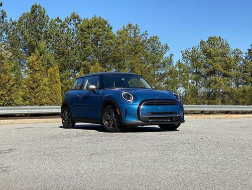 2023 MINI Hardtop Cooper