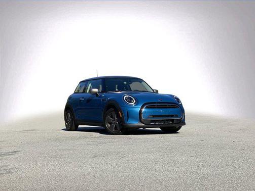 2023 MINI Hardtop Cooper