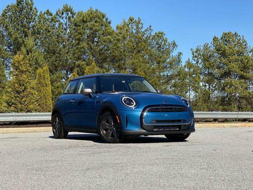 2023 MINI Hardtop Cooper