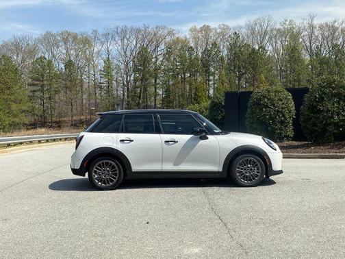 Nanuq White Metallic 2026 MINI Hardtop Cooper S