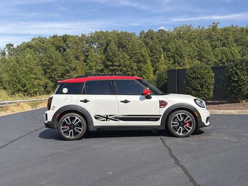 Nanuq White Metallic 2024 MINI Countryman John Cooper Works ALL4
