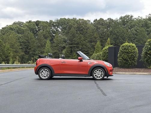 Solaris Orange Metallic 2020 MINI Convertible Cooper