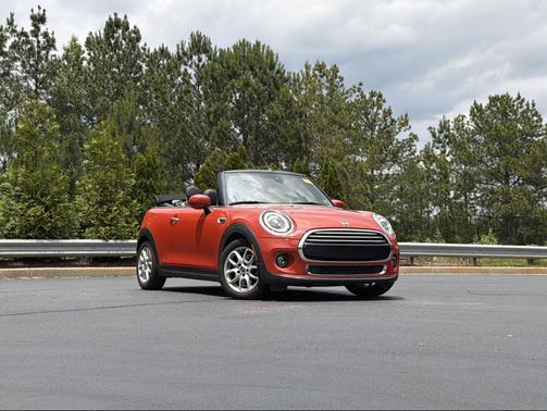 Solaris Orange Metallic 2020 MINI Convertible Cooper