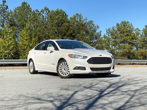 2015 Ford Fusion Hybrid SE