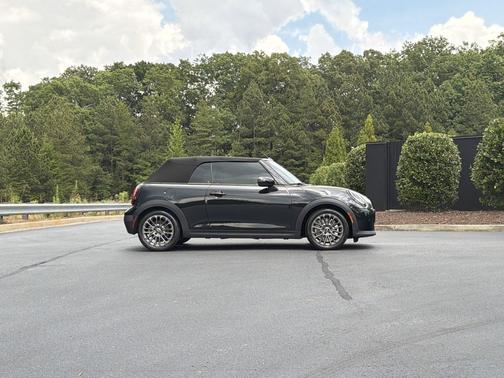 Midnight Black II Metallic 2026 MINI Convertible Cooper S