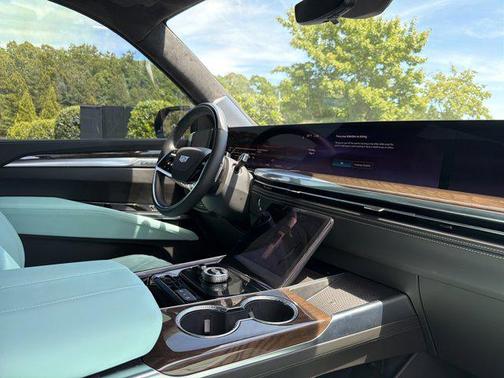 2026 Cadillac Escalade Sport Platinum