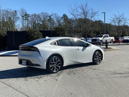 2025 Toyota Prius Plug-In Hybrid XSE