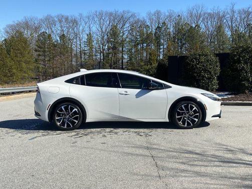 2025 Toyota Prius Plug-In Hybrid XSE