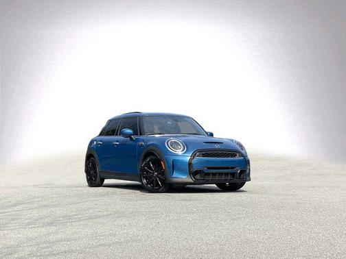 2022 MINI Hardtop Cooper S