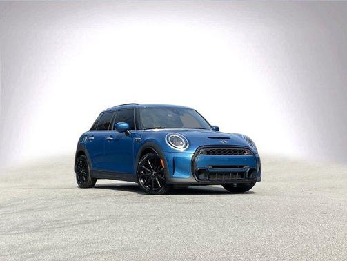 2022 MINI Hardtop Cooper S