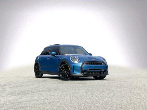 2022 MINI Hardtop Cooper S